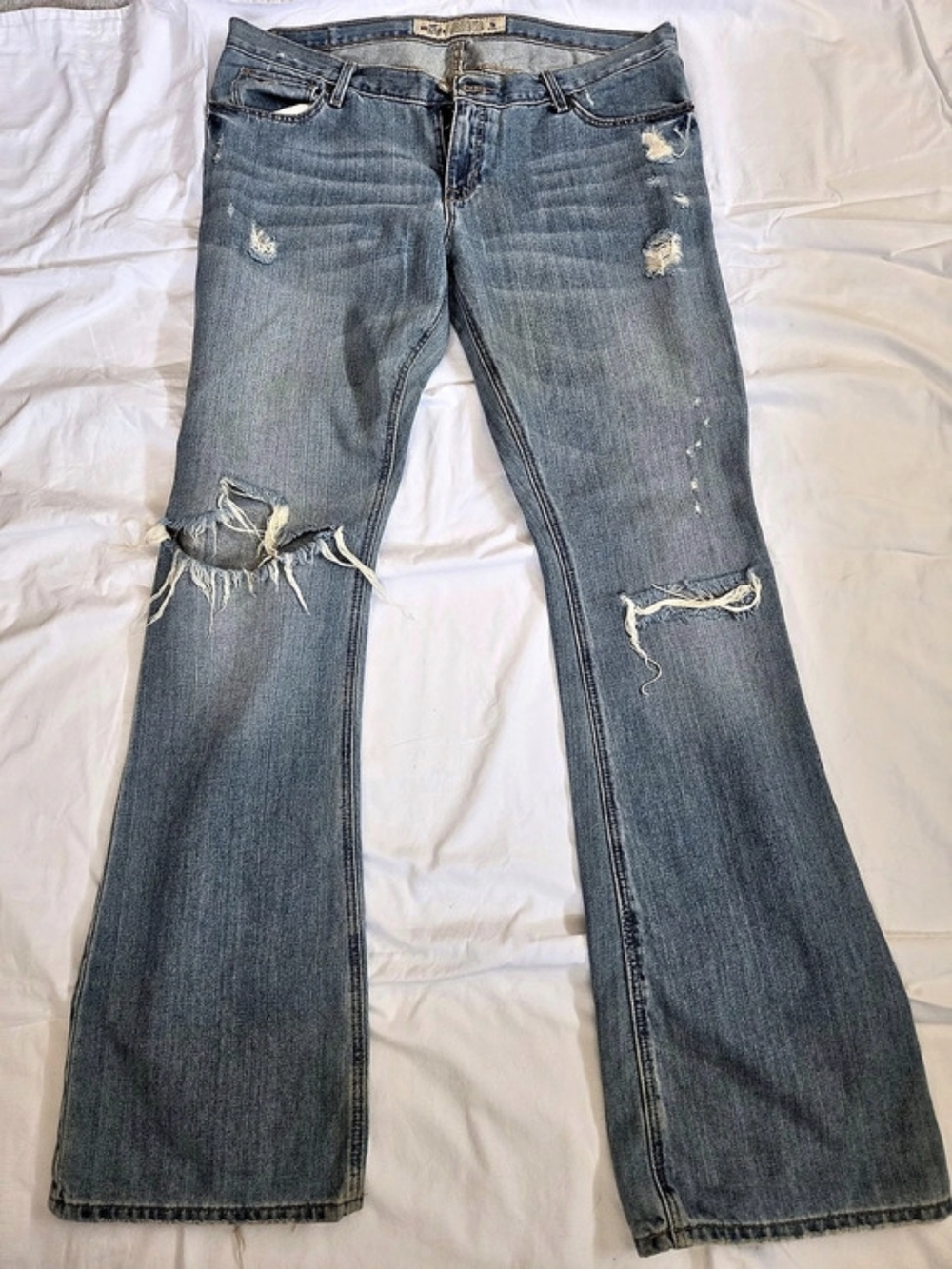 Hollister Cali Flare Low Rise Jeans in Blue Waist 12